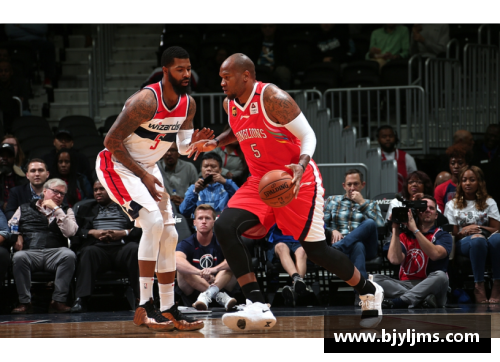 《NBA国歌背后的历史与文化探索：篮球精神与音乐的融合》